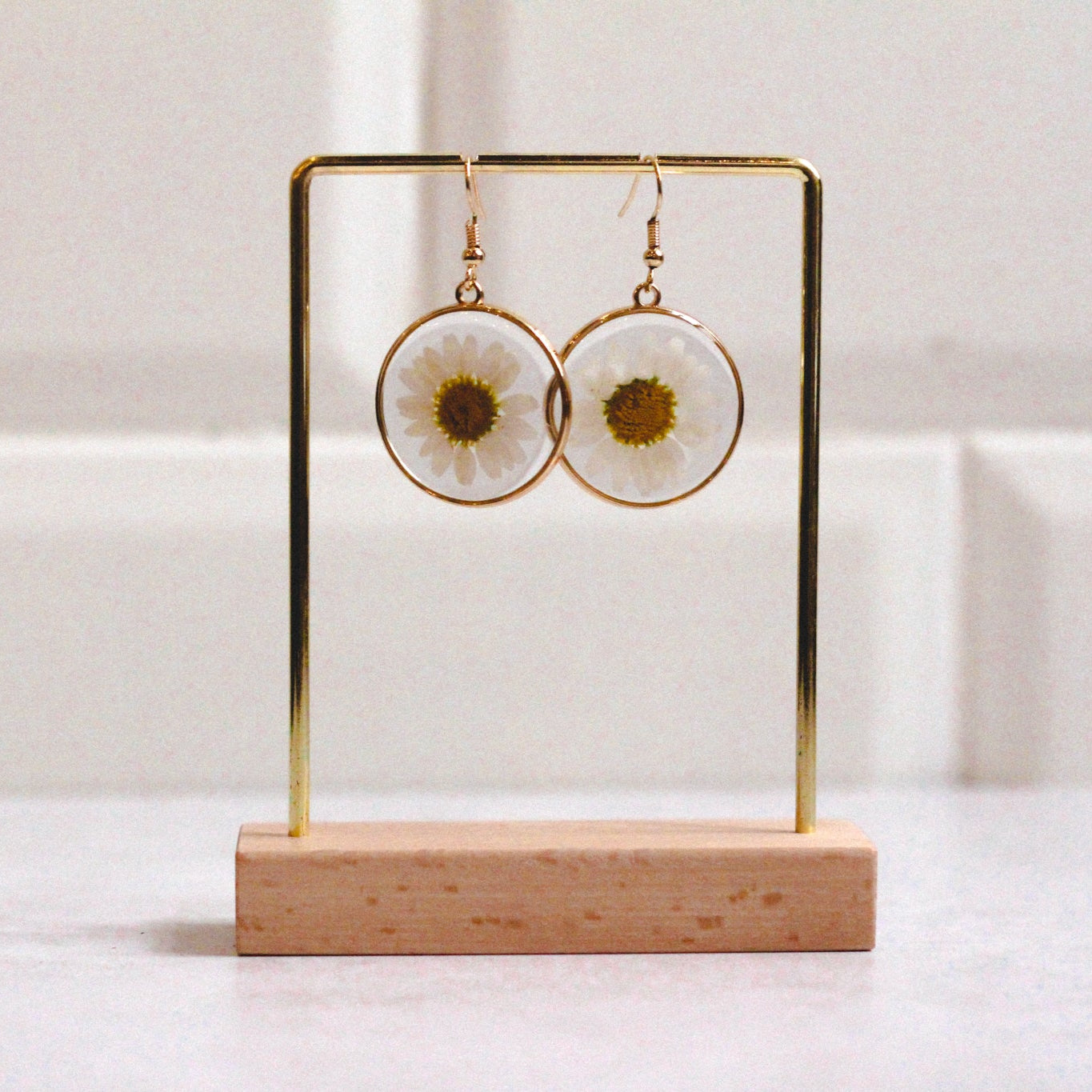 Gold Daisy Earrings